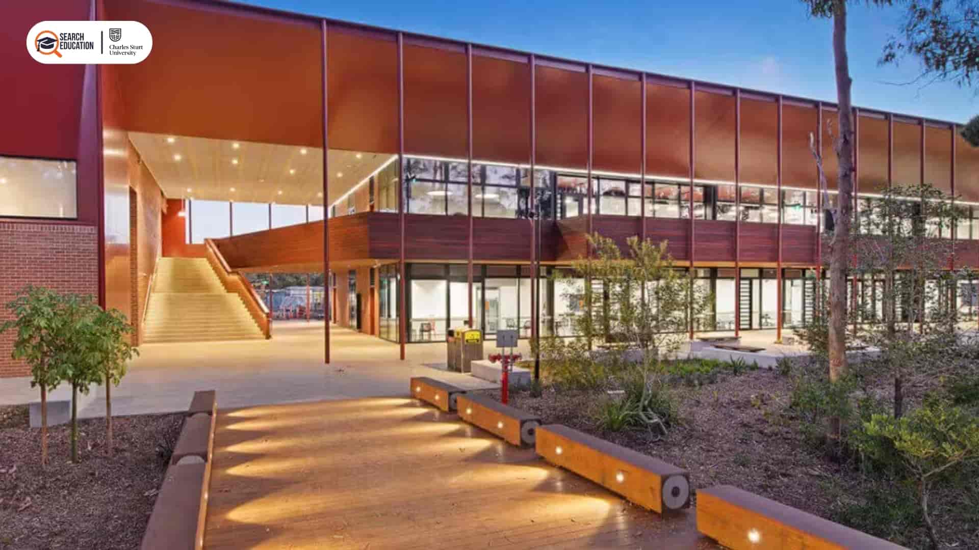 what are the popular courses at charles sturt university
